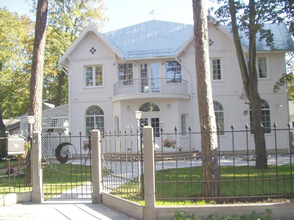 Art Residence Jurmala Exterior photo